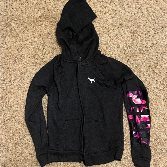 Victoria's Secret Tops - ❤️4/$10 Victoria's Secret Pink Label Gray Hoodie